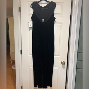 Ronni Nicole Black Maxi Dress